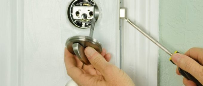 How to replace a deadbolt lock