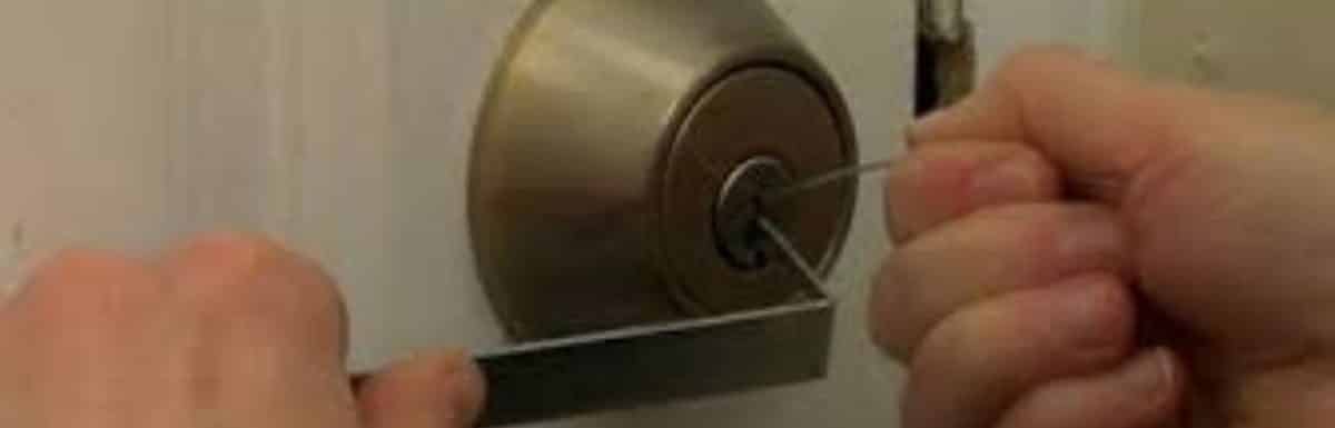 How To Pick A Kwikset Door Lock?