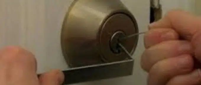 How To Pick A Kwikset Door Lock?