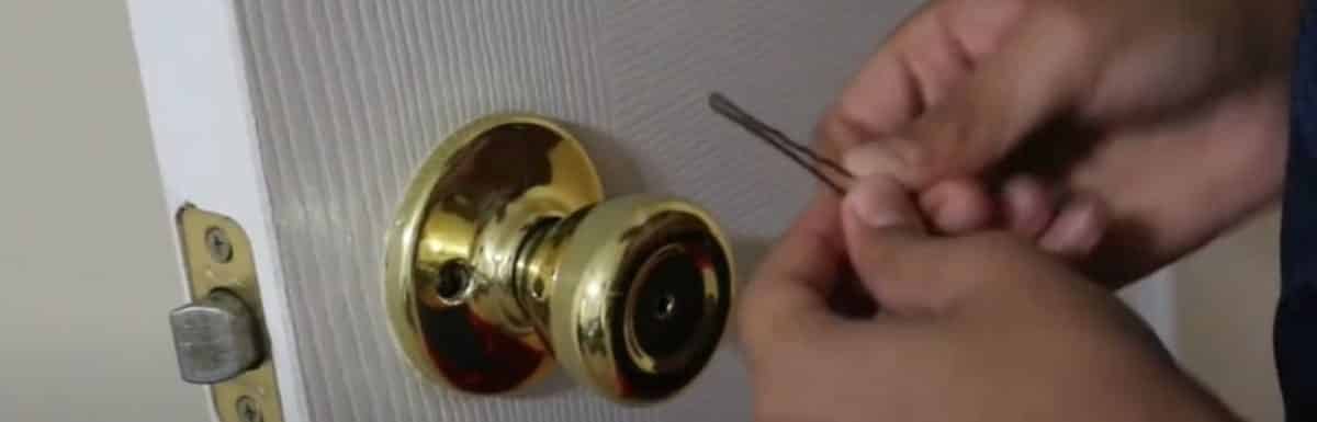 How To Unlock A Door With A Hole?