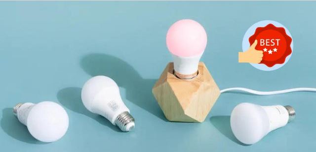 Four smart light bulbs 