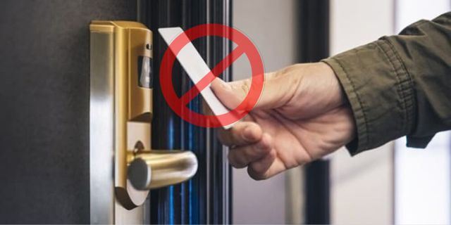 Steps To Unlock A Hotel Room’s Door Without A Card