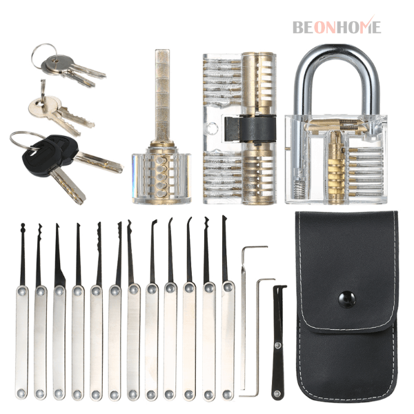 Some keys, padlock and a lock picking set